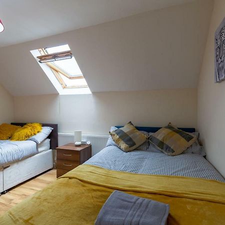 Newcastle City Studio Apartments Екстериор снимка
