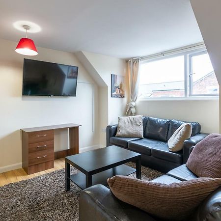 Newcastle City Studio Apartments Екстериор снимка