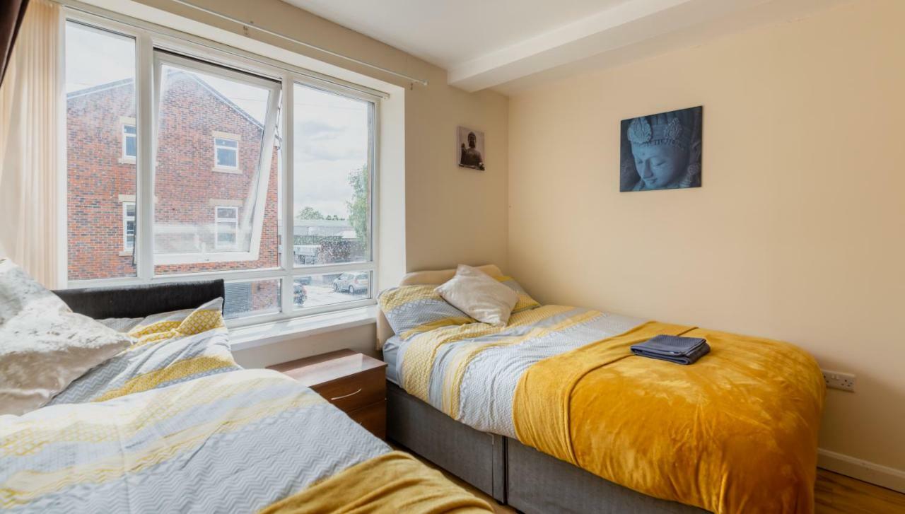 Newcastle City Studio Apartments Екстериор снимка