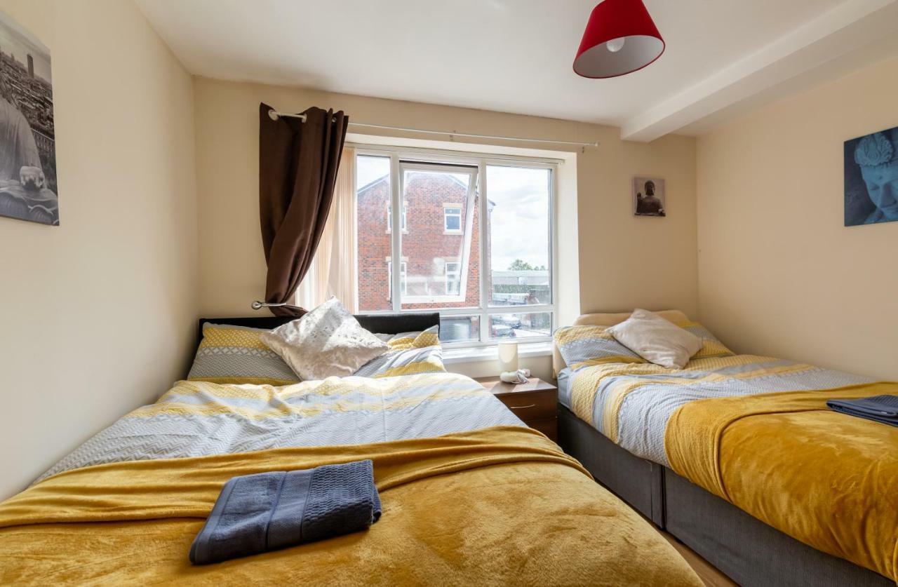 Newcastle City Studio Apartments Екстериор снимка