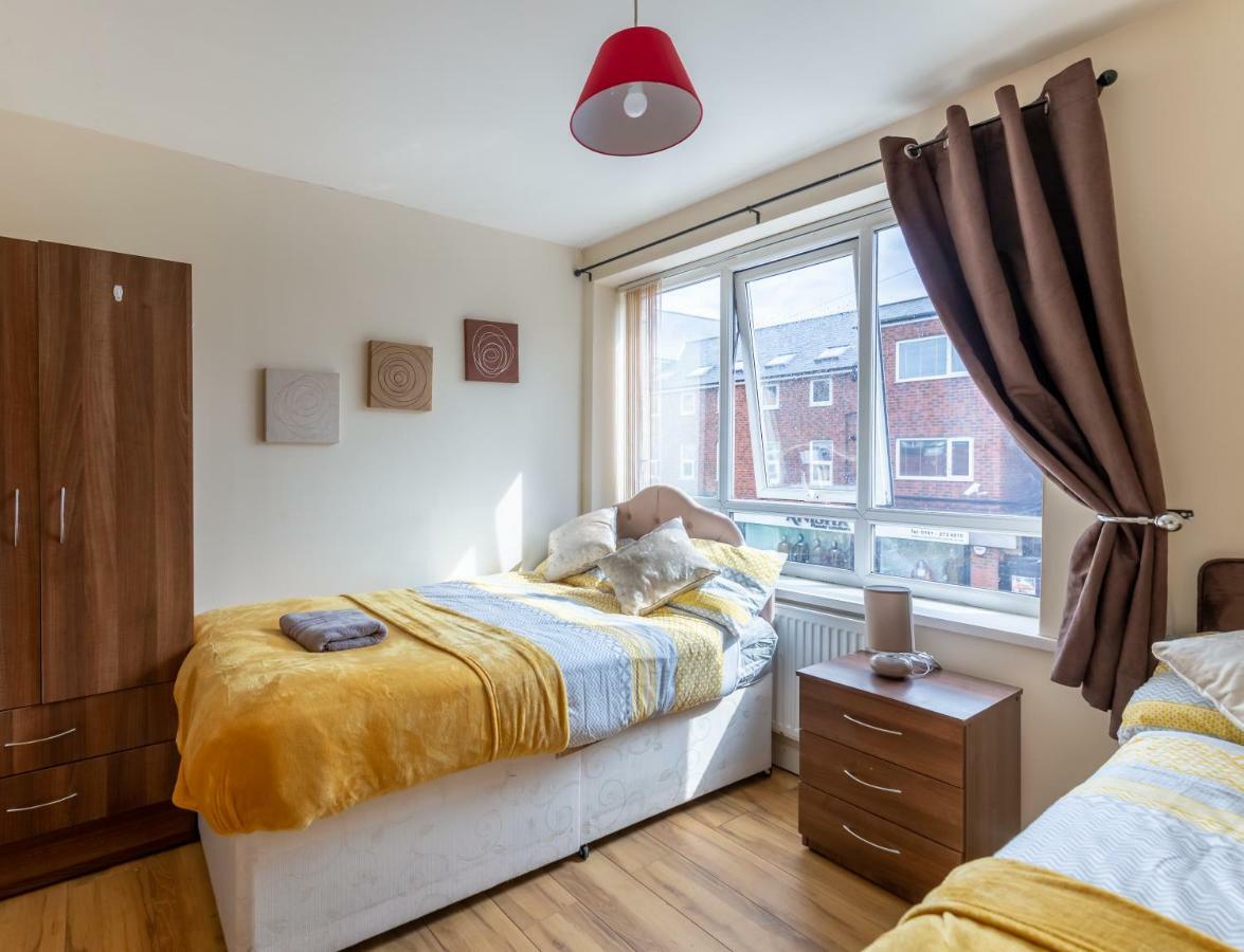 Newcastle City Studio Apartments Екстериор снимка